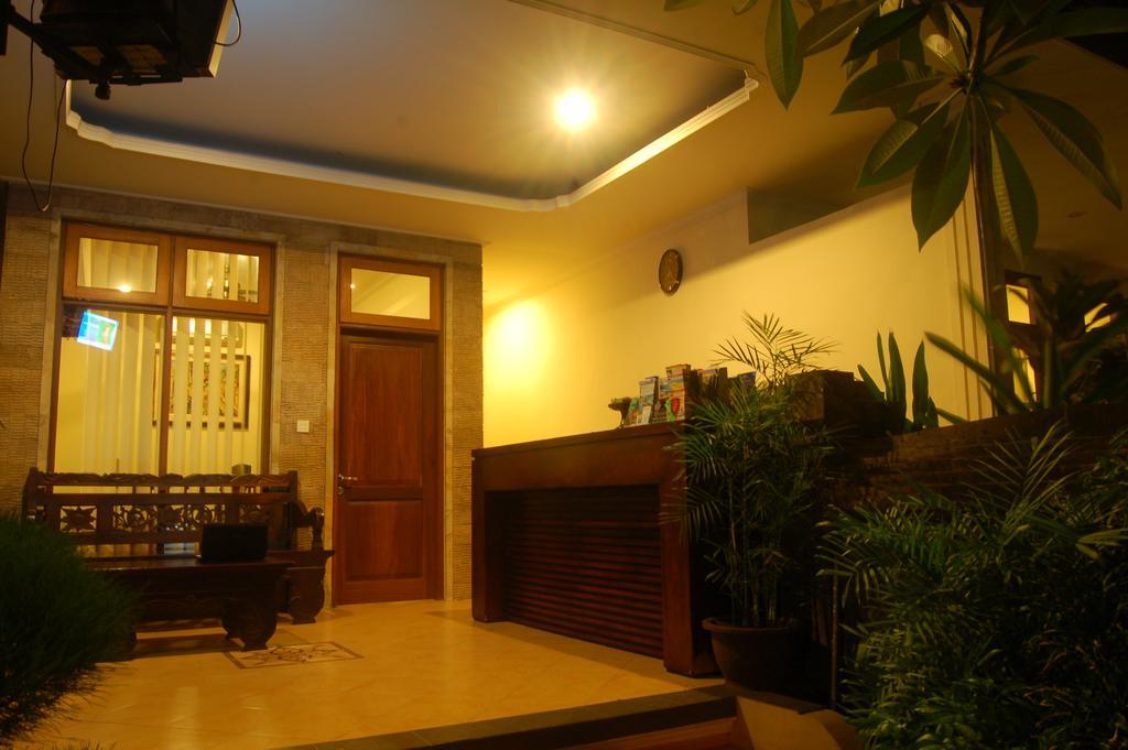 Gunakaya Homestay Sanur  Exterior photo